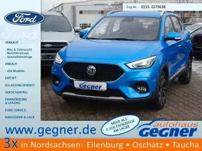 Käytetty MG ZS Luxury 106 HP (77 kW) 2023 Sininen Sedan