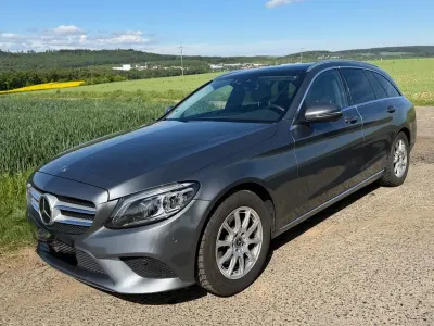 Gebraucht Mercedes C220 Avantgarde 194 PS (142 kW) 2021 Grau Limousine
