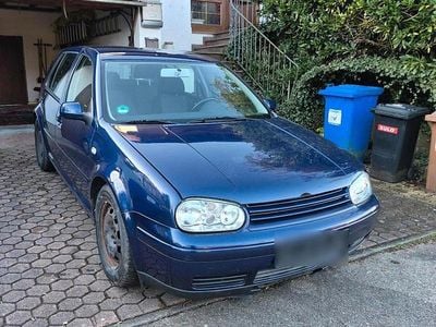Gebraucht VW Golf IV 105 PS (77 kW) 2002 Blau Limousine