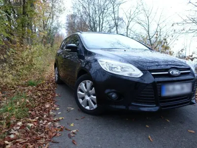Gebraucht Ford Focus Trend 125 PS (91 kW) 2012 Schwarz Kombi