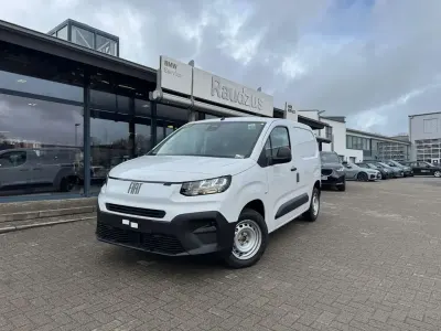 Neu Fiat Doblò Easy 102 PS (75 kW) 2026 Gelato weiß Van / Kleinbus