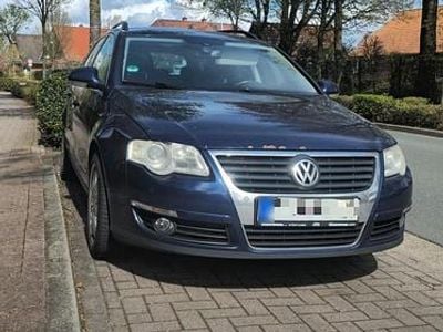 Gebraucht VW Passat 140 PS (102 kW) 2008 Blau Kombi
