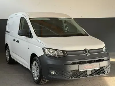 Gebraucht VW Caddy 102 PS (75 kW) 2021 Weiß Van / Kleinbus