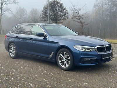 Gebraucht BMW 520 Sport Line 190 PS (139 kW) 2018 Blau Kombi
