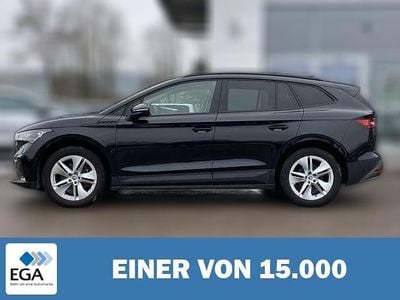 Schwarz metallic Gebraucht 2022 Skoda Enyaq iV SUV | 27.770 € (Fairer Preis)