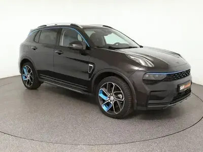 Second-hand Lynk & Co 01 197 CP (144 kW) 2022 Negru SUV