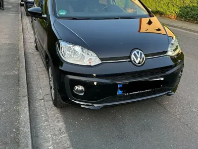 Używany VW up! Join 75 KM (55 kW) 2018 Czarny Hatchback