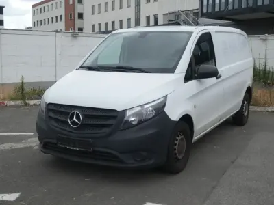 Gebraucht Mercedes Vito 114 PS (83 kW) 2018 Weiß Van