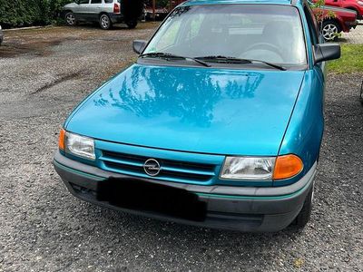 Gebraucht Opel Astra 77 PS (56 kW) 1994 Limousine
