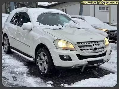 Gebraucht Mercedes ML300 190 PS (139 kW) 2006 Blau (tansanitblau  metalliclack) SUV
