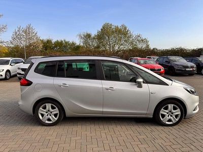 Second-hand Opel Zafira Edition 120 CP (88 kW) 2018 Argintiu Monovolum