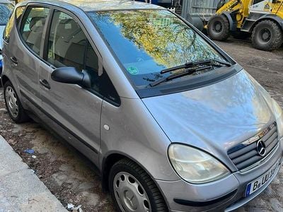 Usata Mercedes A170 90 CV (66 kW) 2000 Grigio Utilitaria