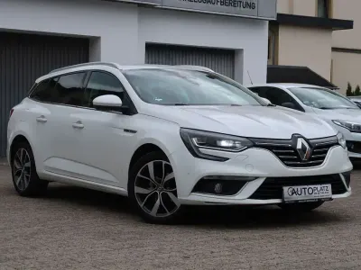 Gebraucht Renault Mégane IV Bose Edition 132 PS (97 kW) 2016 Weiß Limousine