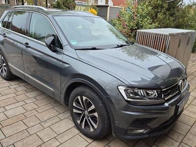 Second-hand VW Tiguan IQ Drive 150 CP (110 kW) 2019 Gri SUV