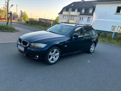 Usata BMW 318 143 CV (105 kW) 2010 Blu Station wagon