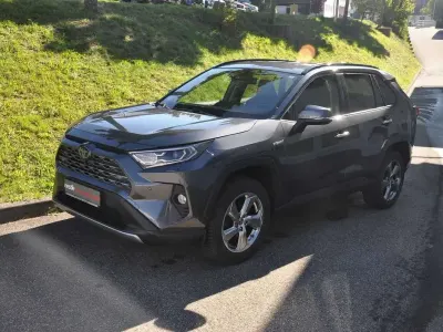 Gebraucht Toyota RAV4 Hybrid Lounge 222 PS (163 kW) 2019 Grau SUV