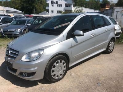 Mercedes B180