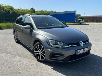 Gebraucht VW Golf VII R-line 150 PS (110 kW) 2019 Grau Kombi