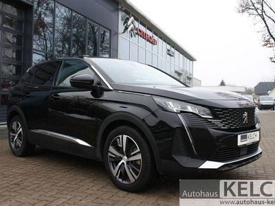 Schwarz Gebraucht 2022 Peugeot 3008 Allure SUV | 22.989 € (Guter Preis)