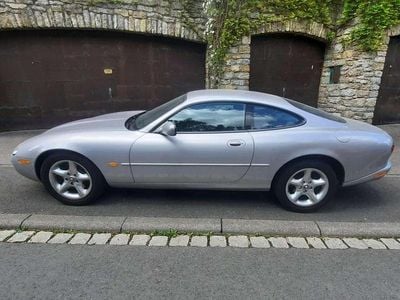 Jaguar XK8