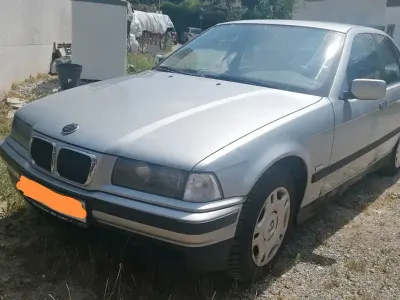 Gebraucht BMW 316 102 PS (75 kW) 1998 Silber Limousine