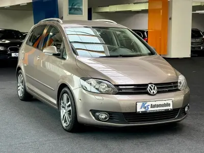 Gebraucht VW Golf Plus 122 PS (89 kW) 2010 Braun Van / Kleinbus