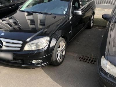 Gebraucht Mercedes C200 Avantgarde 136 PS (100 kW) 2011 Schwarz Kombi