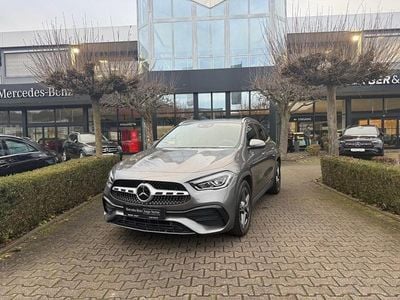 Grau Gebraucht 2021 Mercedes GLA200 SUV | 31.980 € (Guter Preis)