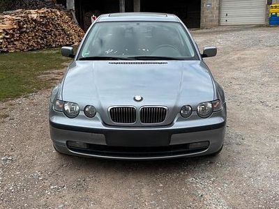 Second-hand BMW 316 Compact 116 CP (85 kW) 2004 Argintiu Hatchback