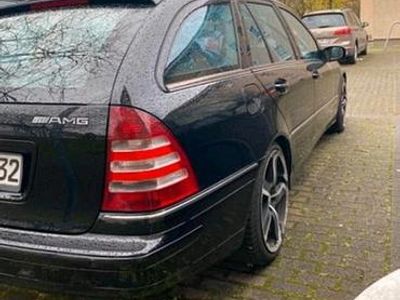 Schwarz Gebraucht 2004 Mercedes C270 Kombi | 3.850 € (Teuer)