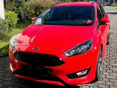 Gebraucht Ford Focus ST-Line 150 PS (110 kW) 2017 Rot Kombi