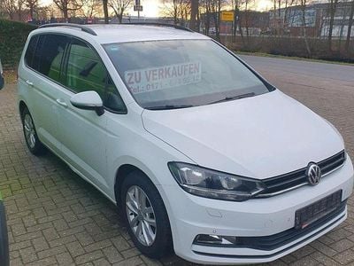 Gebraucht VW Touran 115 PS (84 kW) 2017 Weiß Van / Kleinbus