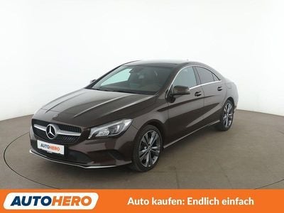 Braun Gebraucht 2018 Mercedes CLA250 Urban Limousine | 20.620 € (Fairer Preis)