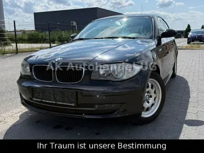 Gebraucht BMW 116 122 PS (89 kW) 2009 Schwarz Kleinwagen