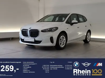 Gebraucht BMW 225 Active Tourer 136 PS (100 kW) 2023 Weiß Van / Kleinbus