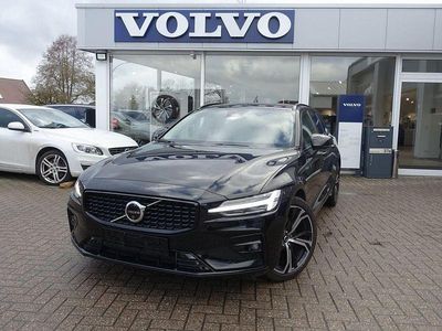 Gebraucht Volvo V60 Plus 197 PS (144 kW) 2025 Schwarz Kombi