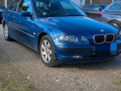 Blau Gebraucht 2003 BMW 316 Coupé | 1.300 € (Guter Preis)
