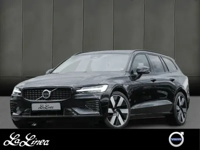 Gebraucht Volvo V60 Plus 349 PS (256 kW) 2024 Schwarz Kombi