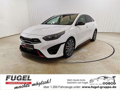 Gebraucht Kia ProCeed GT 204 PS (150 kW) 2023 (hw2) deluxe white met Limousine