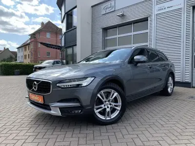 Gebraucht Volvo V90 CC 190 PS (139 kW) 2019 Grau Kombi
