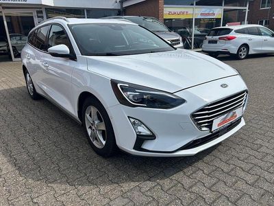 Gebraucht Ford Focus Cool & Connect 95 PS (69 kW) 2019 Weiß Limousine