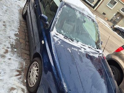 Gebraucht VW Golf Cabriolet 116 PS (85 kW) 2002 Blau Cabrio