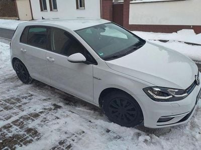 Weiß Gebraucht 2019 VW Golf Highline Limousine | 15.999 € (Guter Preis)