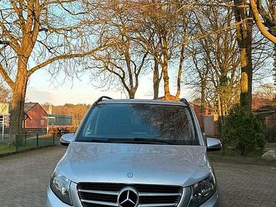 Usata Mercedes V220 163 CV (119 kW) 2016 Argento Monovolume