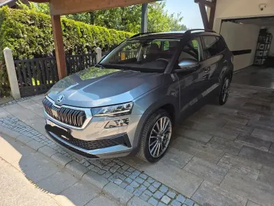 Gebraucht Skoda Karoq Ambition 150 PS (110 kW) 2023 Grau SUV