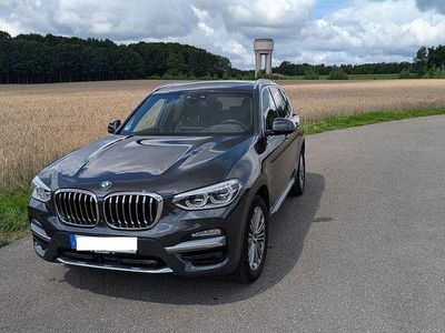 Grau Gebraucht 2019 BMW X3 Luxury Line SUV | 31.500 € (Fairer Preis)