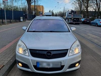 Gebraucht Opel Vectra 150 PS (110 kW) 2008 Silber Kombi