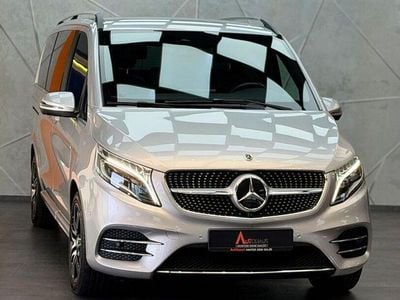 Usata Mercedes V300 AMG line 237 CV (174 kW) 2022 Argento Monovolume