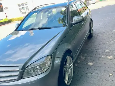 Gebraucht Mercedes C320 224 PS (164 kW) 2008 Grau Kombi