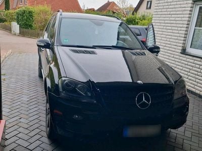 Begagnad Mercedes ML320 224 HK (164 kW) 2008 Svart SUV